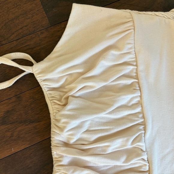 Cream Ruched Crop Top - Picture 2 of 6